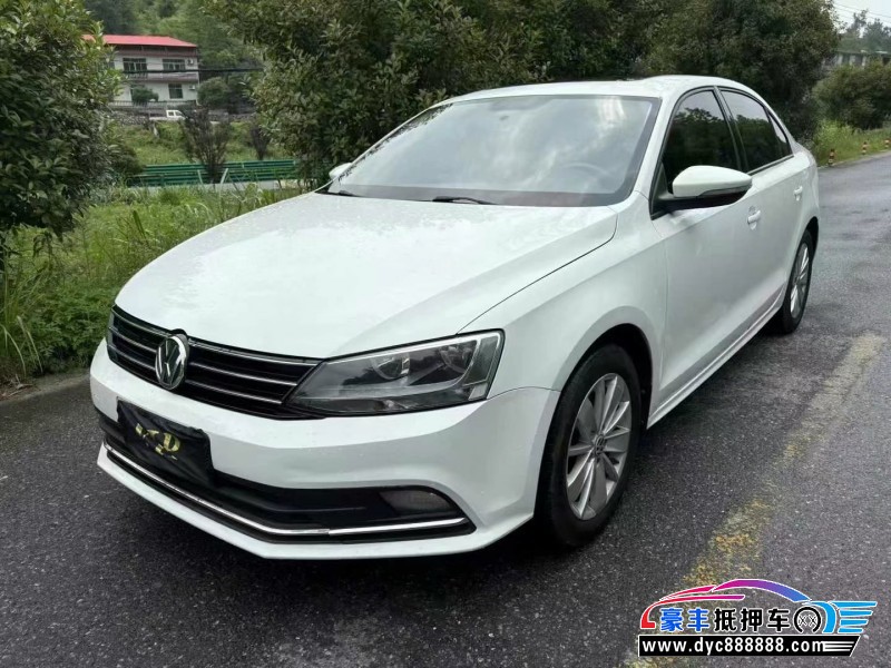 19年大众速腾轿车抵押车出售