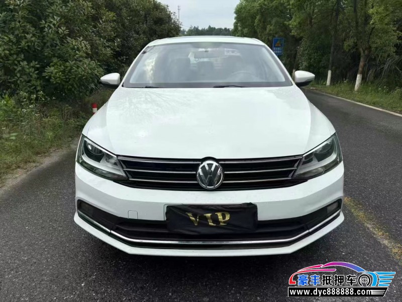 19年大众速腾轿车抵押车出售