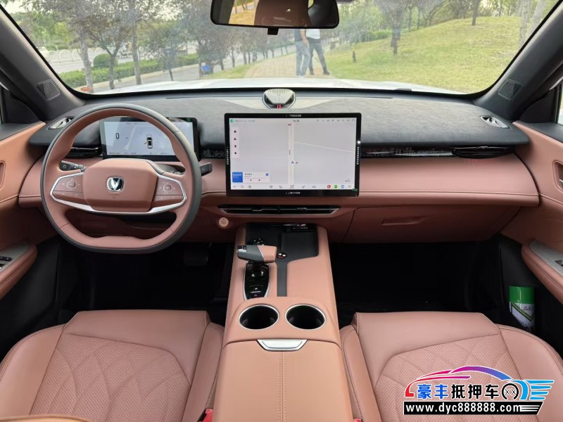 25年长安长安UNI轿车抵押车出售