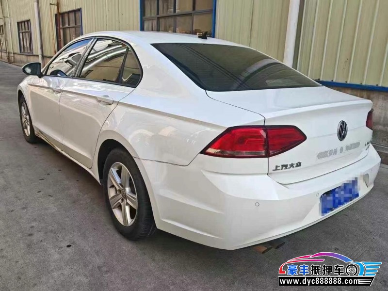 18年大众凌渡轿车抵押车出售