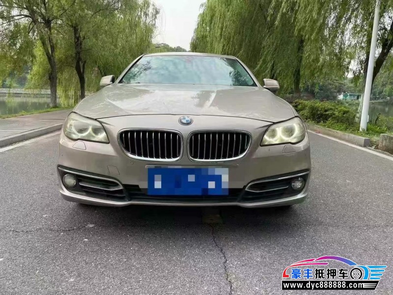 13年宝马5系轿车抵押车出售
