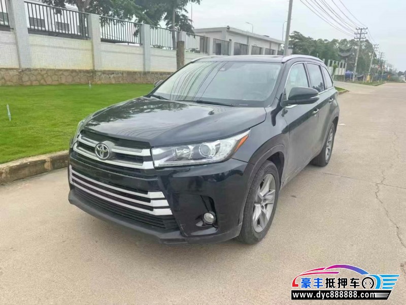 18年丰田汉兰达轿车抵押车出售