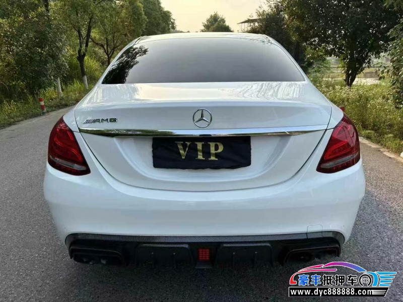 17年奔驰C轿车抵押车出售
