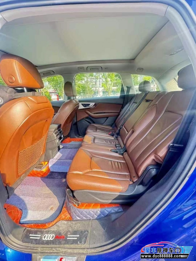 17年奥迪Q7轿车抵押车出售