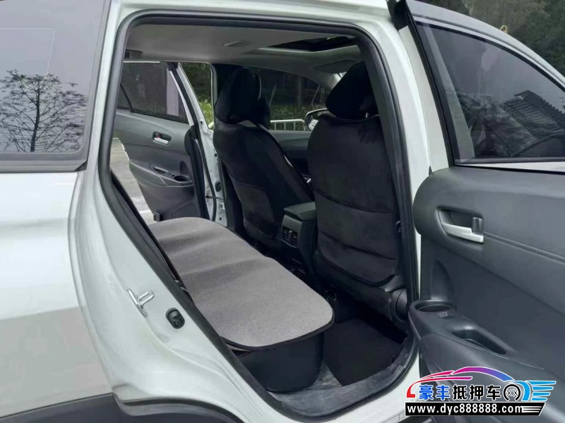 23年丰田锋兰达轿车抵押车出售