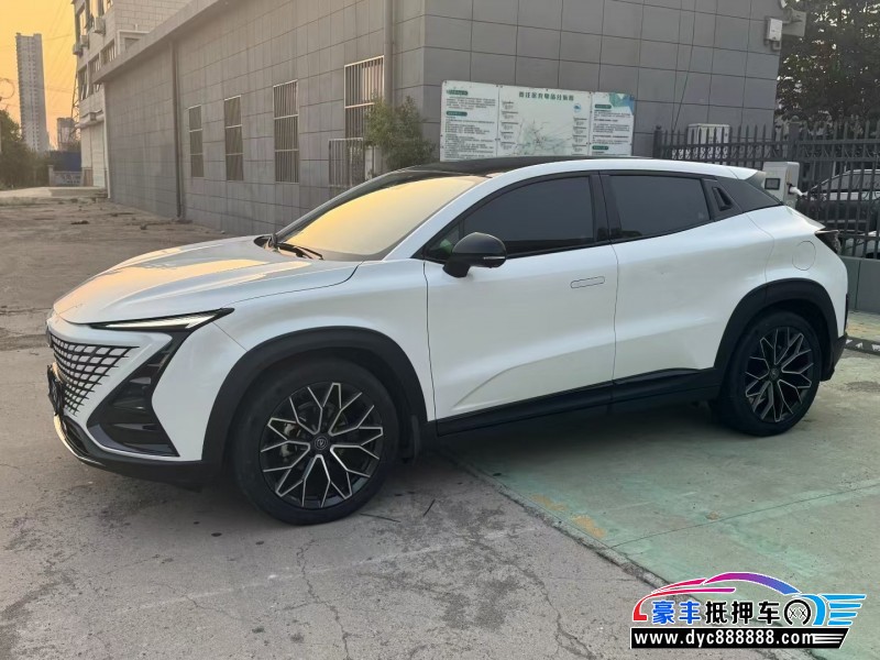 21年长安长安UNI轿车抵押车出售