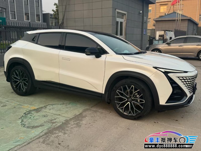 21年长安长安UNI轿车抵押车出售