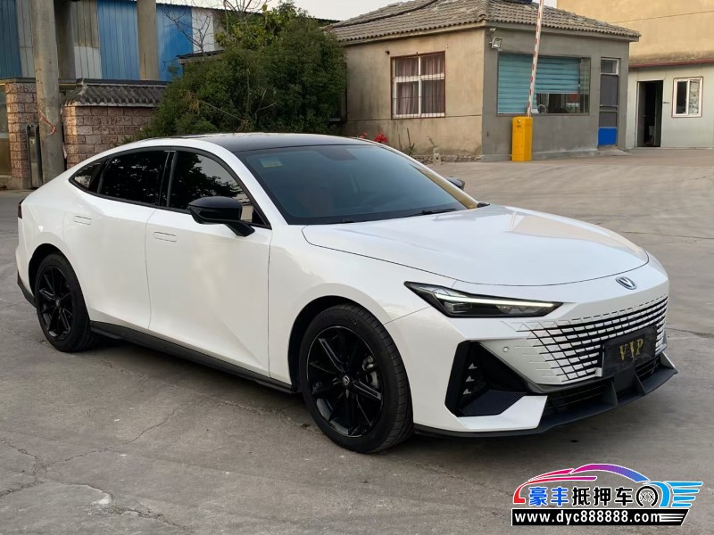 23年长安长安UNI轿车抵押车出售