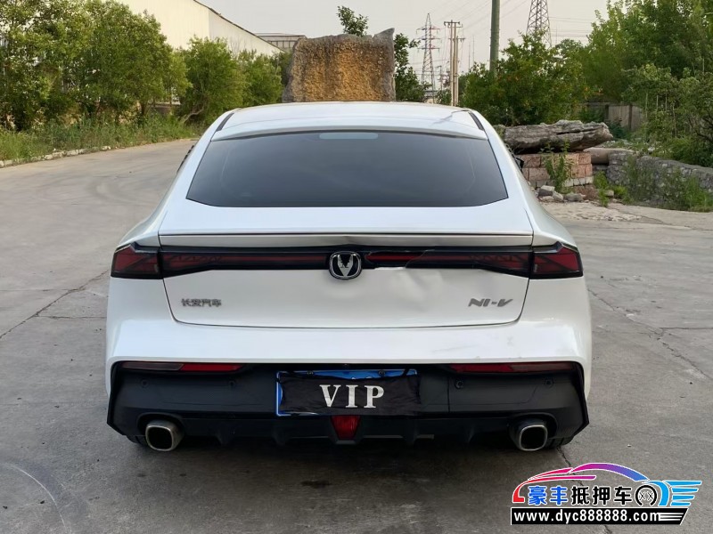 23年长安长安UNI轿车抵押车出售