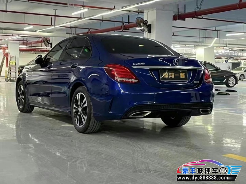 16年奔驰C轿车抵押车出售