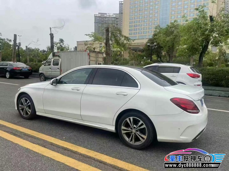 16年奔驰C轿车抵押车出售