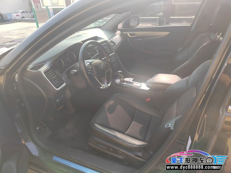 15年本田思铂睿轿车抵押车出售