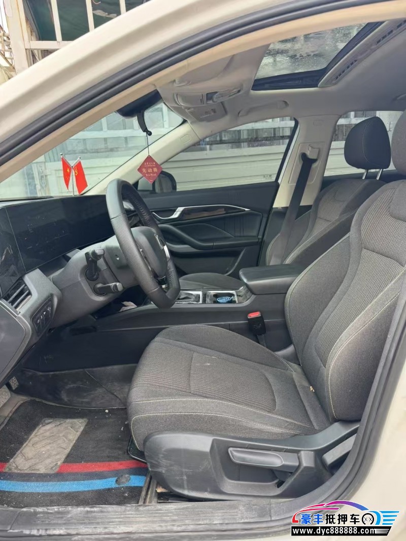 22年奔腾B70轿车抵押车出售