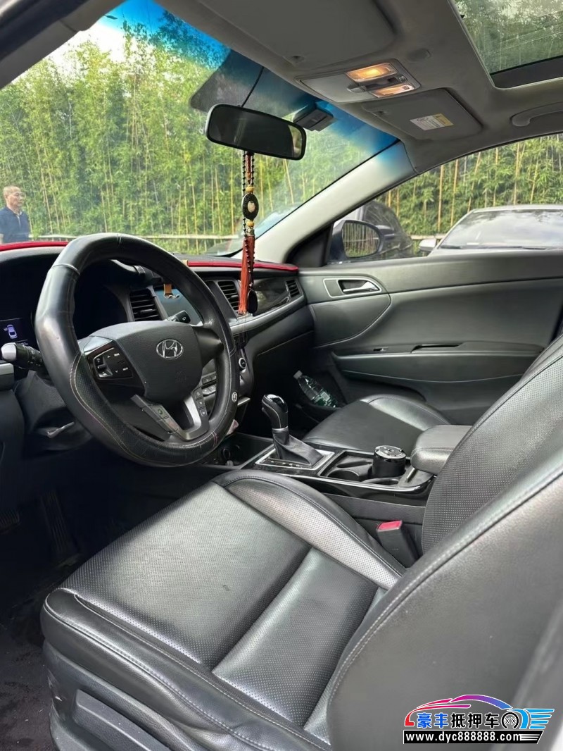 17年现代名图轿车抵押车出售