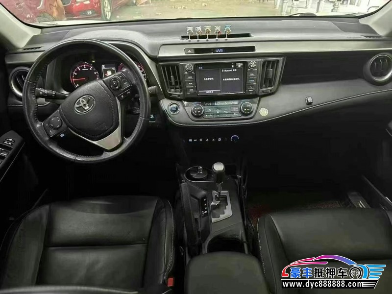 18年丰田RAV4轿车抵押车出售