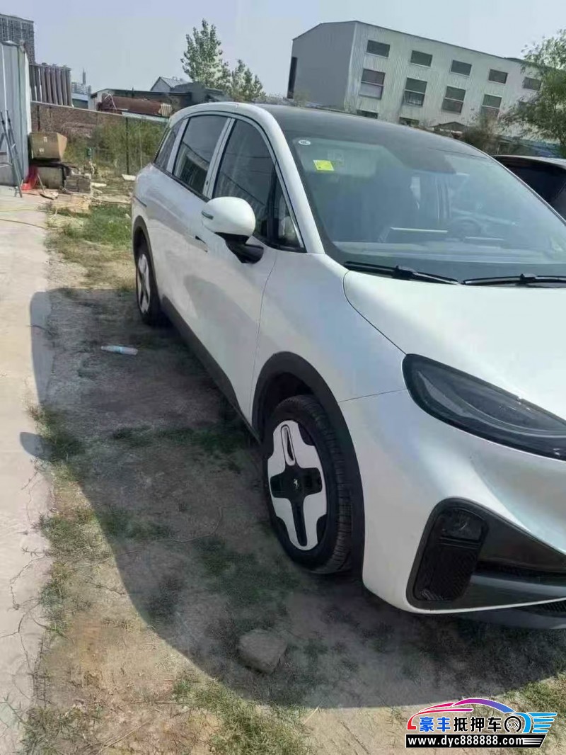 25年极狐考拉轿车抵押车出售