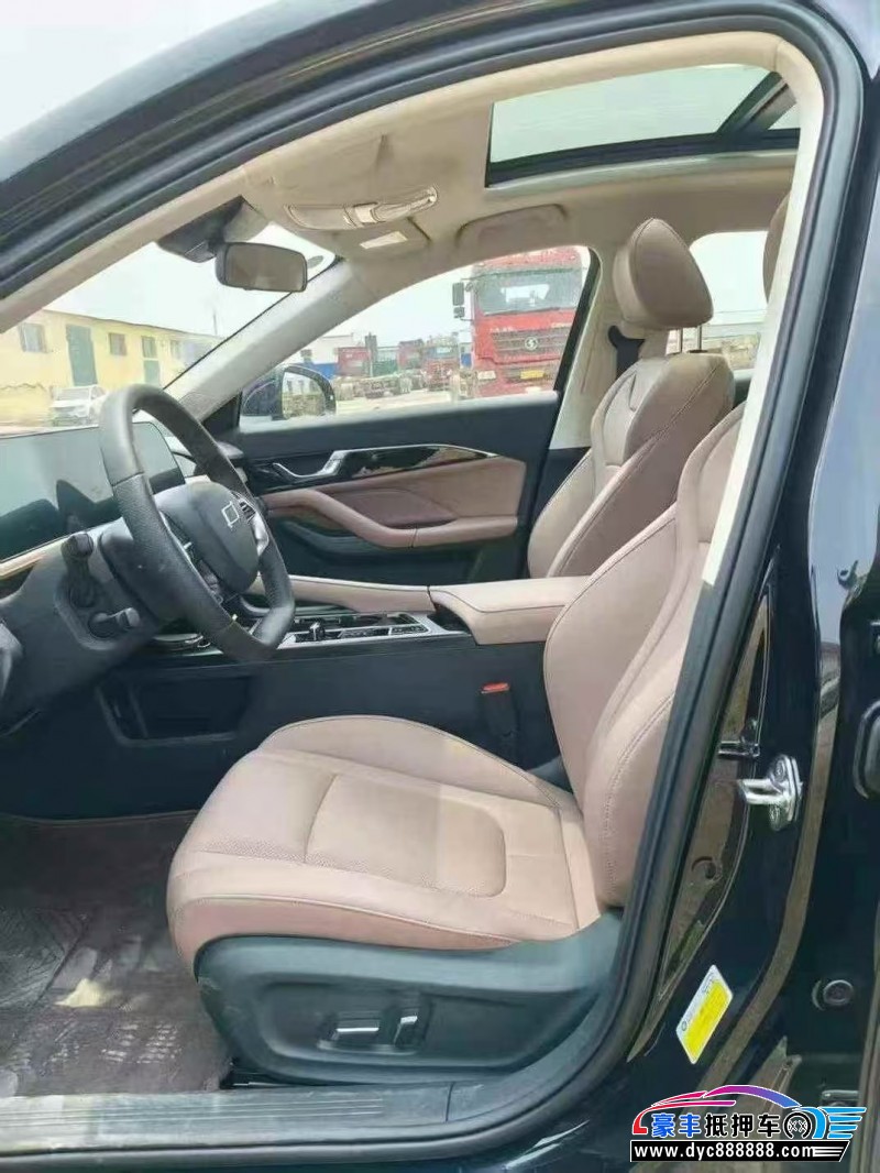 25年奔腾B70轿车抵押车出售