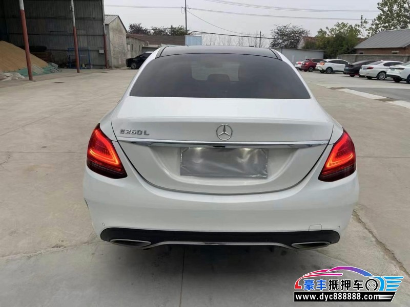 20年奔驰C轿车抵押车出售