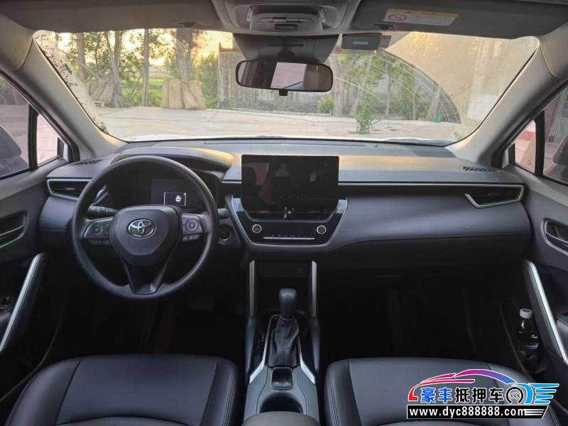 24年丰田锐放轿车抵押车出售