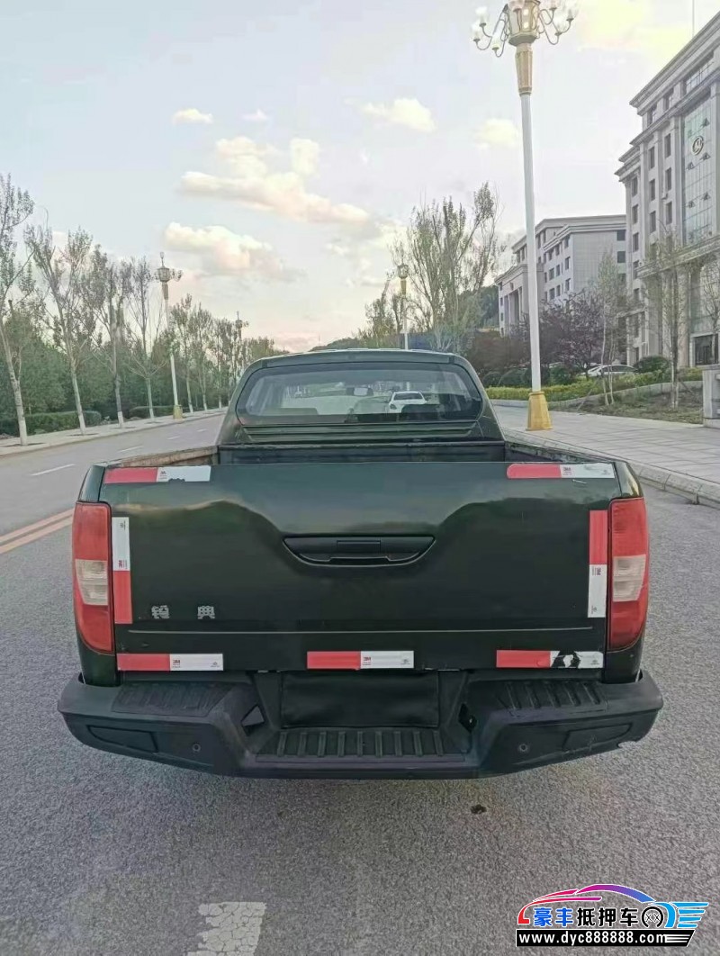 21年江铃宝典轿车抵押车出售