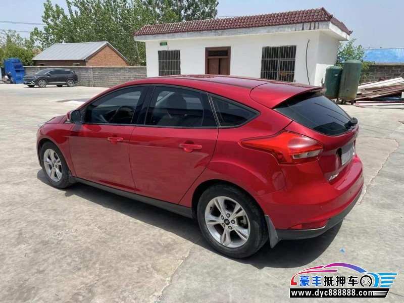 17年福特福克斯轿车抵押车出售