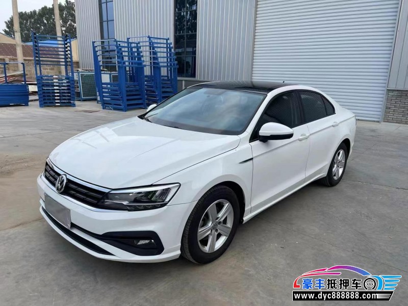 20年大众凌渡轿车抵押车出售