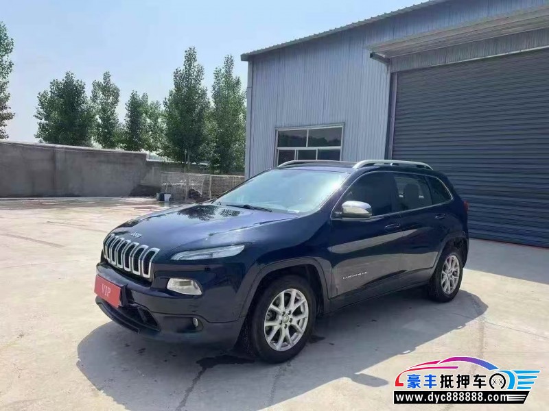 17年Jeep自由光轿车抵押车出售