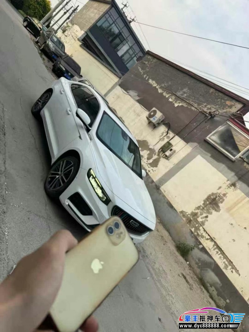 22年吉利星瑞轿车抵押车出售