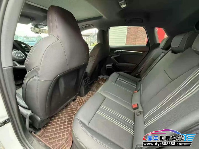 21年奥迪A3轿车抵押车出售