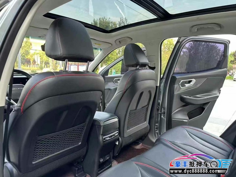 22年北京x7轿车抵押车出售