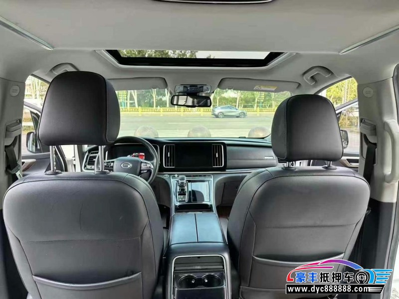 21年传祺M8轿车抵押车出售