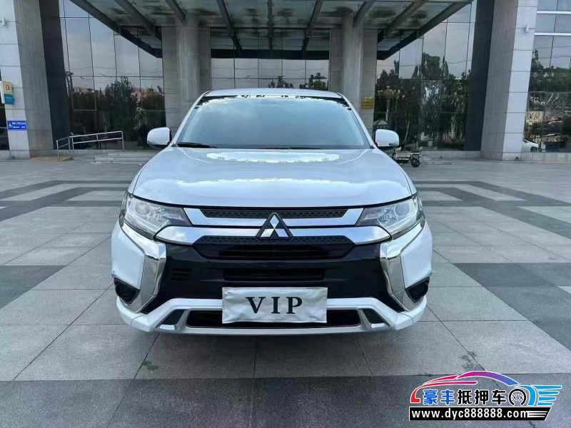 22年三菱欧蓝德轿车抵押车出售