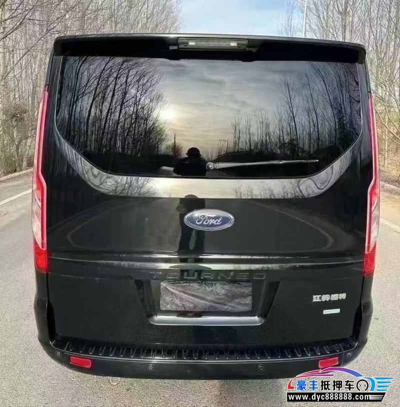 21年福特途睿欧轿车抵押车出售