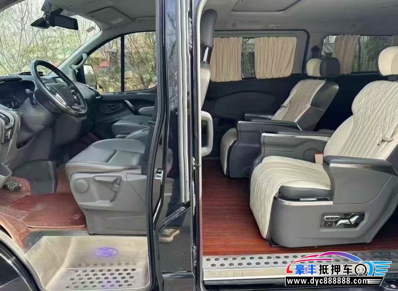 21年福特途睿欧轿车抵押车出售