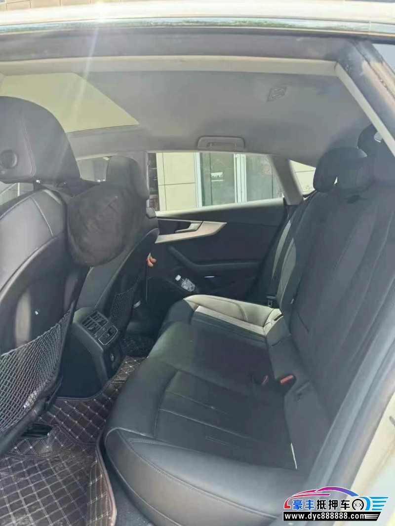 20年奥迪A5轿车抵押车出售