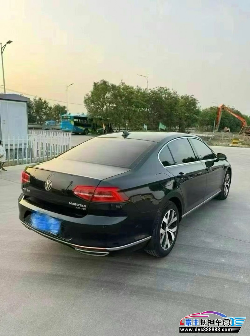 17年大众迈腾轿车抵押车出售