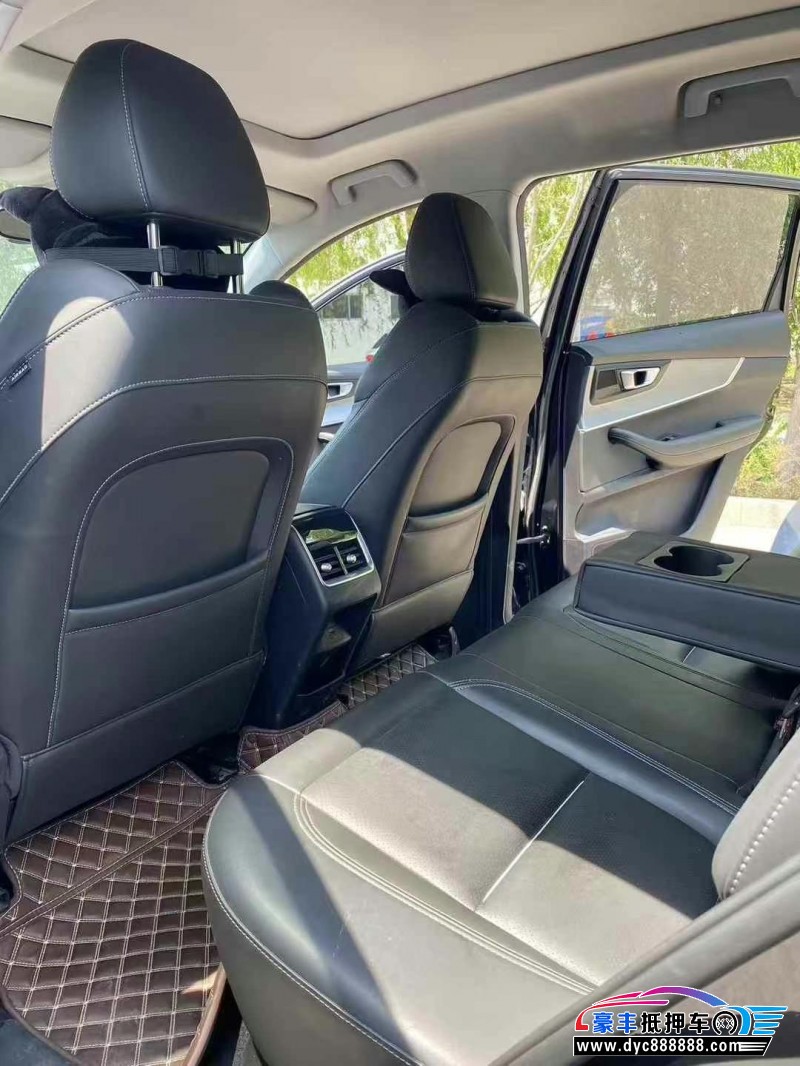 21年奇瑞瑞虎7轿车抵押车出售