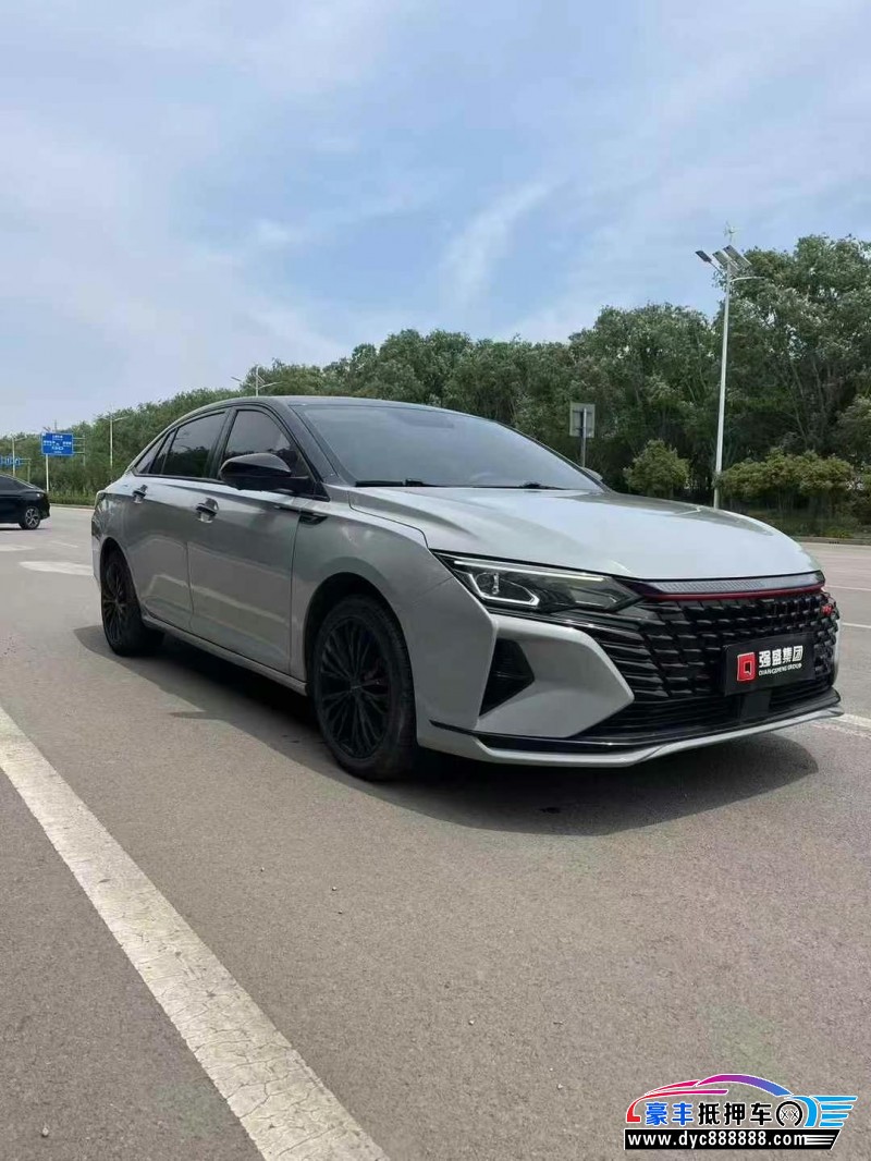 22年东风风神奕炫轿车抵押车出售