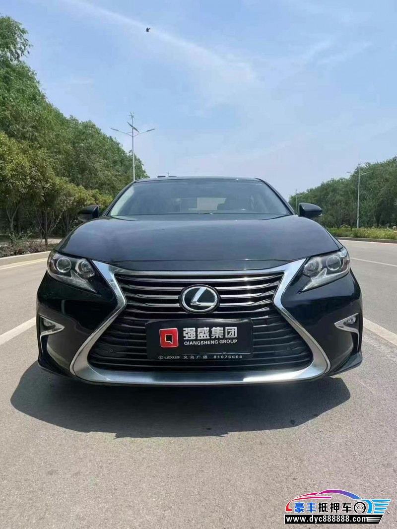 抵押车出售16年雷克萨斯ES轿车
