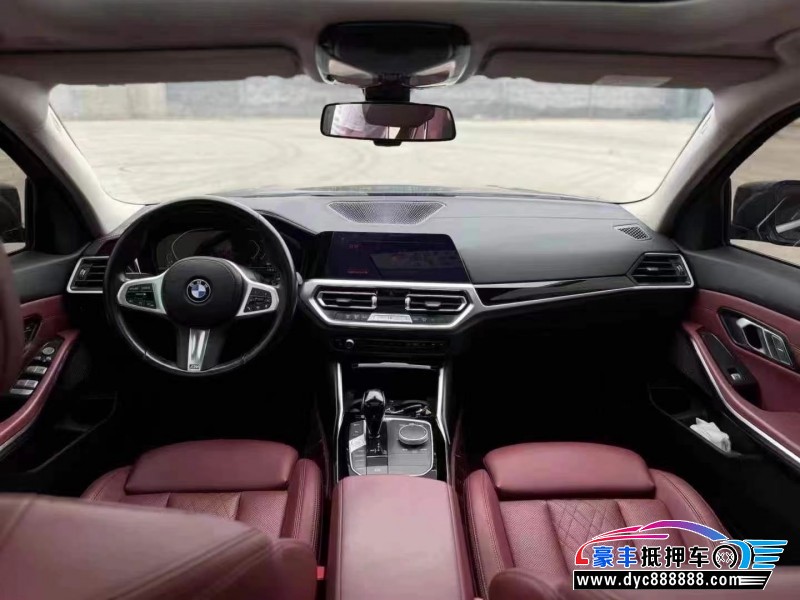 22年宝马3系轿车抵押车出售