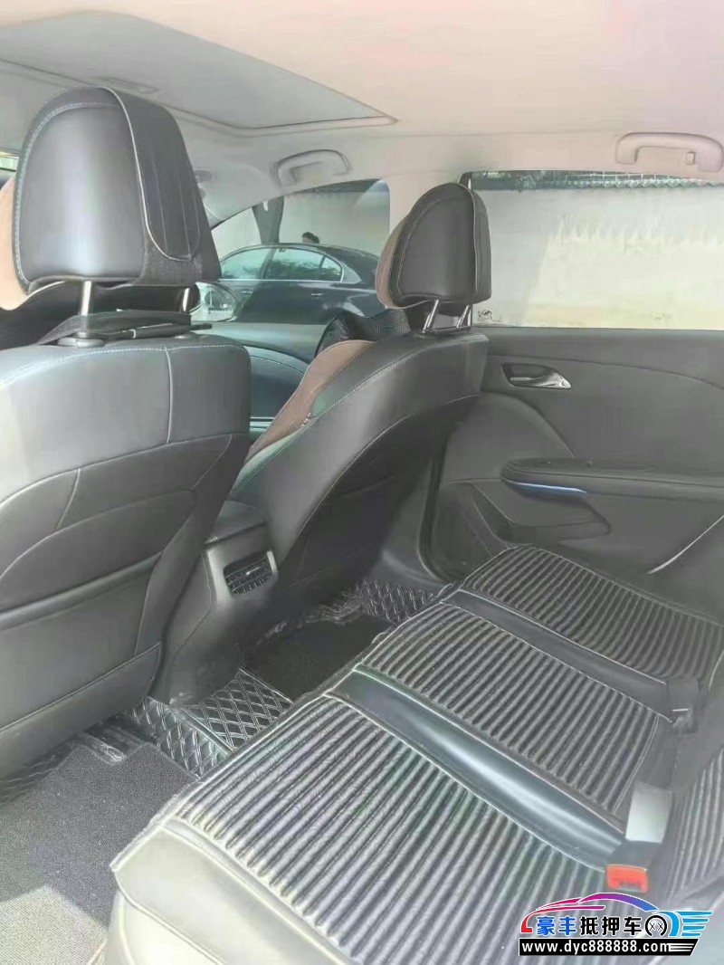 23年雪佛兰科鲁泽轿车抵押车出售