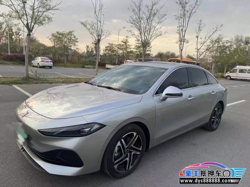 24年荣威D7轿车抵押车出售