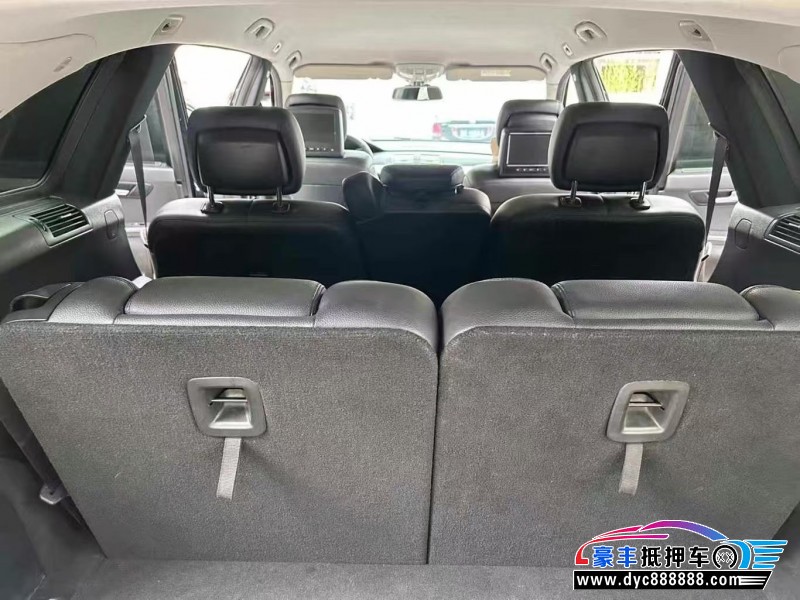 13年奔驰R轿车抵押车出售