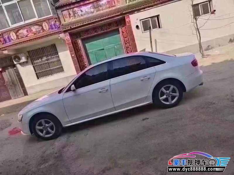 12年奥迪A4轿车抵押车出售