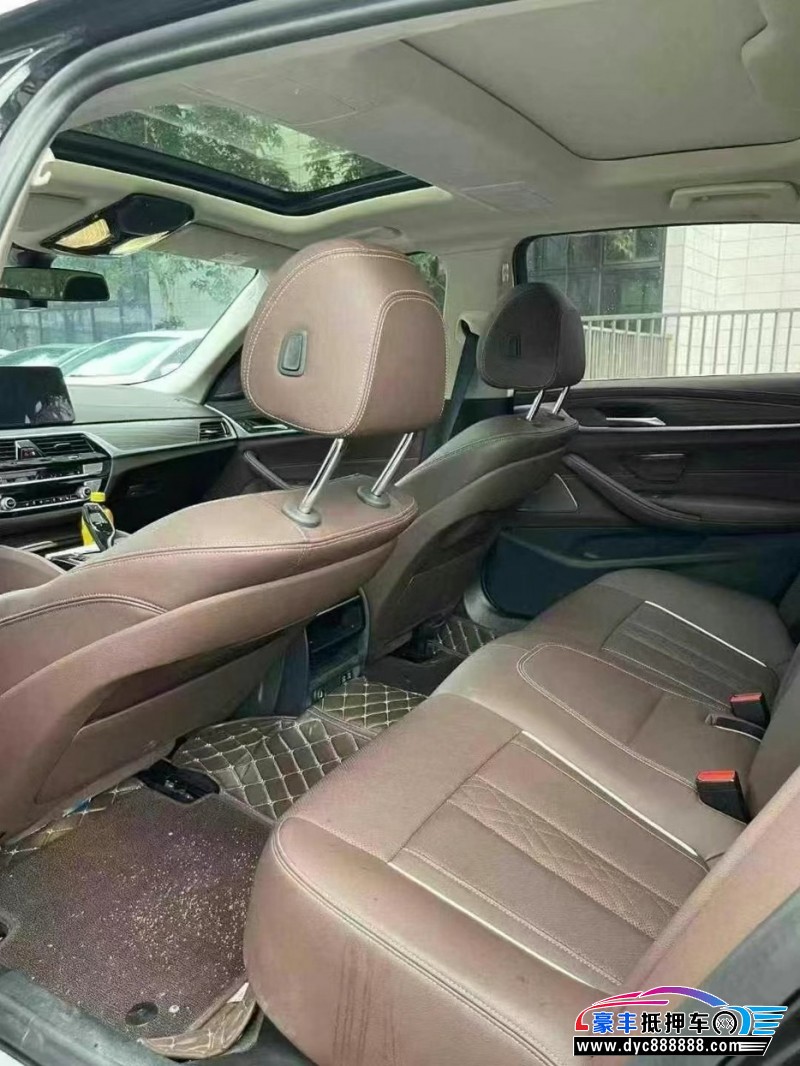 24年宝马5系轿车抵押车出售