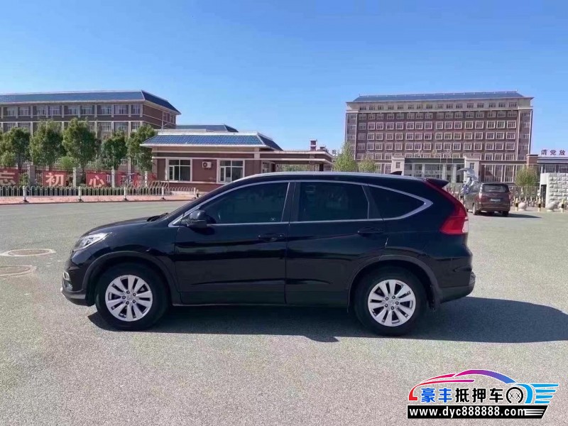 16年本田CR-V轿车抵押车出售