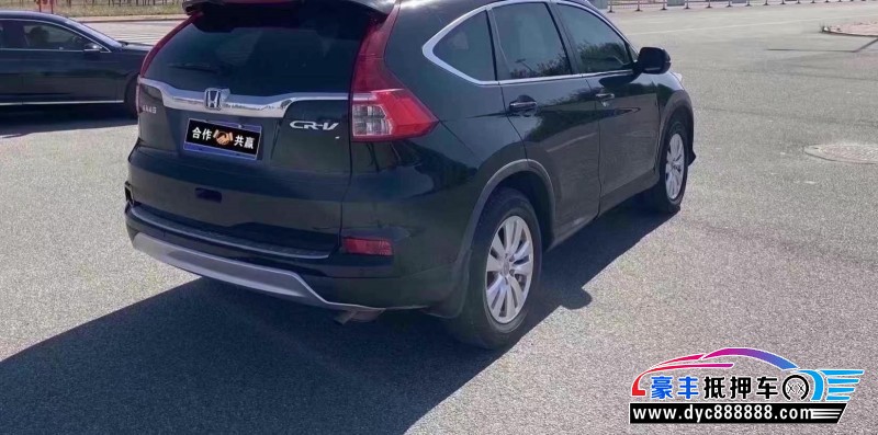 16年本田CR-V轿车抵押车出售