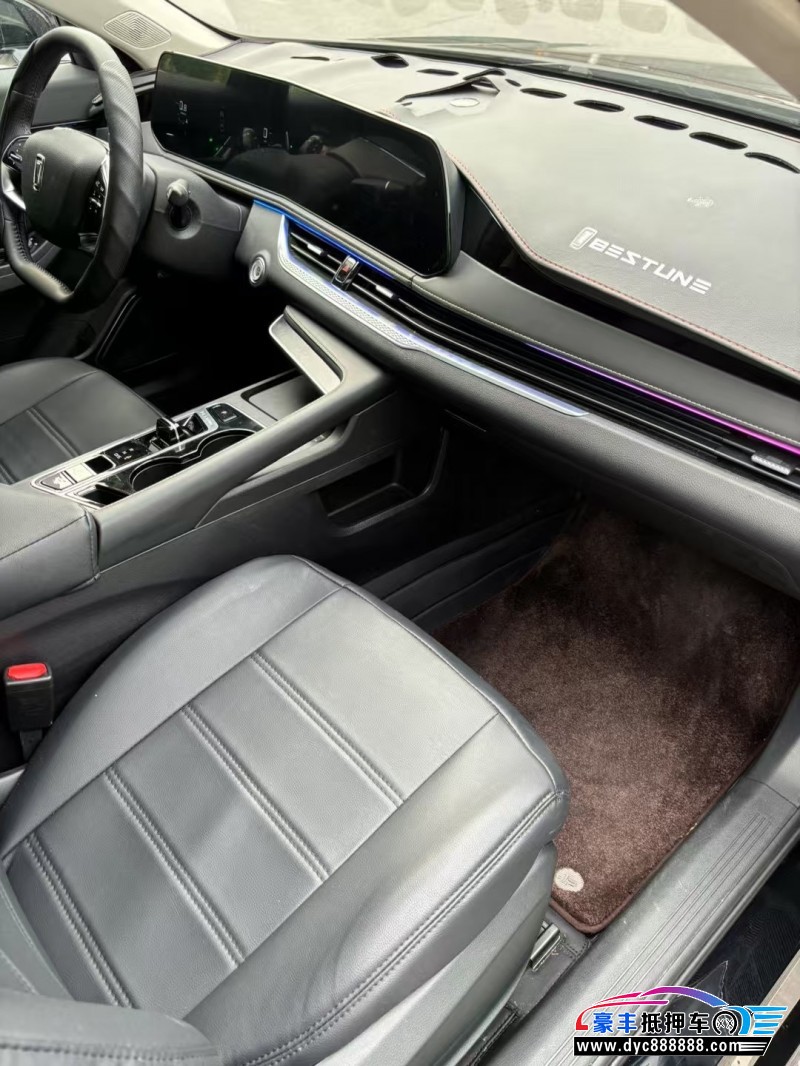 25年奔腾B70轿车抵押车出售