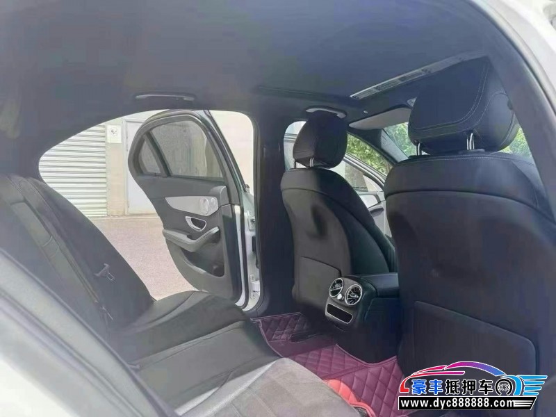 20年奔驰C轿车抵押车出售