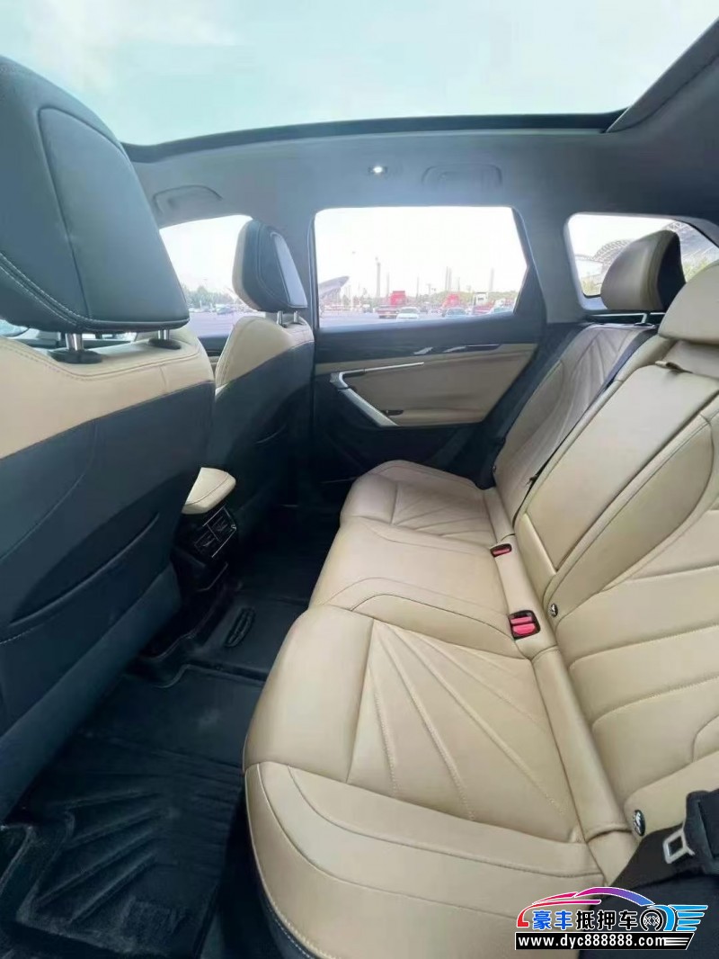 23年吉利博越轿车抵押车出售